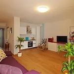 Sunrise Apartament *