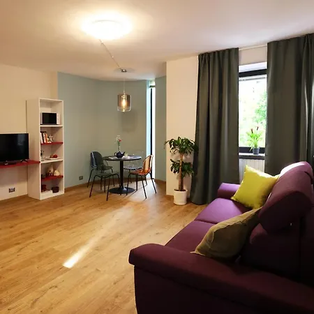 Sunrise Apartment *